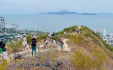 Liên tiếp cứu hộ du khách lạc núi