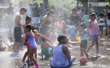 Thế giới oằn mình chống chọi thời tiết cực đoan