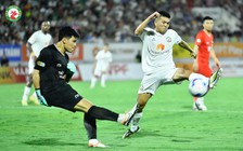 V-League: CLB CAHN đẩy đội Bình Định đến gần vực thẳm, HAGL chính thức trụ hạng