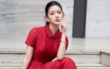5 chiếc váy midi sang trọng, hợp cả đi làm lẫn đi tiệc