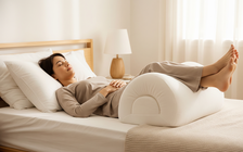 Người hay ngáy, đau lưng, thử thay đổi tư thế ngủ như sau