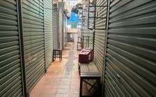 Quảng Bình: Hàng trăm ki ốt chợ Đồng Hới đóng cửa im lìm giữa mùa du lịch