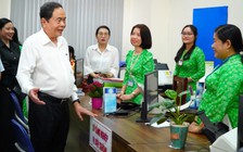 Chủ tịch Quốc hội khảo sát hành chính công tại Cần Thơ