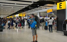 Mỹ cấm nhập cảnh từ 12 quốc gia, hạn chế 7 nước khác