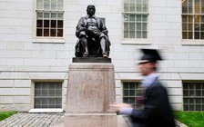 Mỹ ngừng cấp thị thực cho sinh viên quốc tế của Đại học Harvard