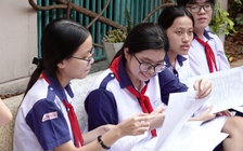 Thi lớp 10 TP.HCM: Môn tiếng Anh dễ, môn văn có thí sinh đánh dấu bài làm