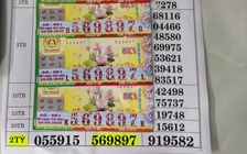 Mua 4 tờ vé số khi đi chợ, người đàn ông ẵm trọn giải độc đắc