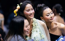 Lan Khuê, H'Hen Niê cùng dàn chân dài đình đám đổ bộ sàn diễn thời trang