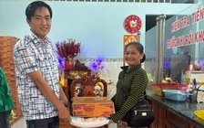 Trúng 14 tờ vé số độc đắc, chàng trai chi tiền nhờ đại lý làm việc bất ngờ