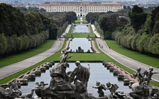 Bắt người hút trộm nước từ Cung điện Hoàng gia Ý