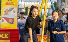 Lương Thu Trang nghẹn lòng trước người mẹ ung thư gánh vác gia đình khi chồng mất