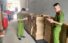 Triệt phá 2 đường dây sản xuất cồn y tế giả quy mô lớn