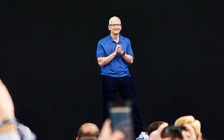 Chiếc ghế CEO Apple của Tim Cook đang lung lay?