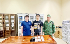 Bắt đối tượng vận chuyển 6 kg bạc trái phép qua biên giới