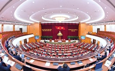 Bế mạc Hội nghị T.Ư lần thứ 12