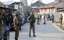 Tổng thống Trump cho rằng có đến 5 tiêm kích đã bị bắn rơi ở Kashmir