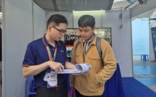 Khi ba mẹ thích con đi làm công sở, con lại muốn làm nghề nghiệp tự do...