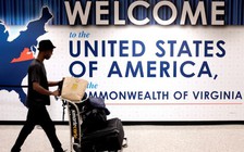 Người Việt đi Mỹ tốn thêm 'mớ tiền' nếu ông Trump áp phí visa 250 USD