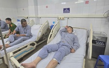 Con trai cứu mẹ khỏi tàu lật trên vịnh Hạ Long đầy xúc động