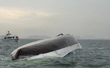 Tìm thấy thi thể bé trai 6 tuổi trong vụ lật tàu trên vịnh Hạ Long