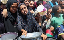 Hàng chục người ở Gaza chết đói