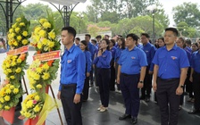 Hôm nay thanh niên cả nước đồng loạt thắp nến tri ân các liệt sĩ