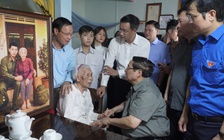 Thủ tướng Phạm Minh Chính tri ân liệt sĩ, các gia đình có công tại Quảng Trị