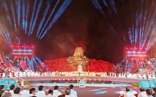 'Bản hùng ca bất diệt' đưa người xem trở về năm tháng hào hùng của dân tộc