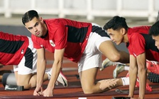 Ngôi sao nhập tịch U.23 Indonesia dán băng chằng chịt trước trận chung kết với Việt Nam