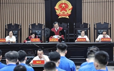 Giám đốc 'tập đoàn' đòi nợ kiểu 'khủng bố điện thoại' bị tuyên hơn 12 năm tù