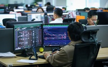 Cổ phiếu Việt sẽ tích cực trước thông tin thuế quan từ Tổng thống Mỹ