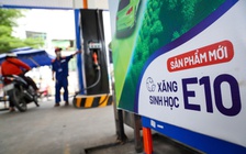 Trước giờ thí điểm, xăng E10 vừa được điều chỉnh tăng giá bán