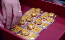 Giá vàng hôm nay 5.7.2025: Người mua vàng nhẫn lỗ ngay 3 triệu đồng