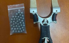 Đà Nẵng: Dùng ná bắn đạn bi sắt khiến một người trọng thương