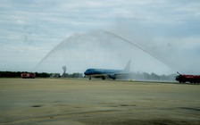 Khoảnh khắc Vietnam Airlines đón hành khách thứ 350 triệu