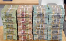 Những doanh nghiệp nào thu lợi nhuận khủng sau nửa năm?