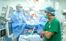 Quân nhân hiến gan để ghép gan cứu đồng đội đang nguy cấp