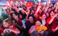 Hàng chục ngàn khán giả dự concert quốc gia ở Mỹ Đình