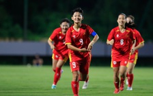 Malaysia lấy bóng đá nữ Việt Nam để cảnh báo chính sách nhập tịch tràn lan