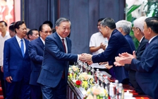 Tổng Bí thư nêu lý do không giảm số ủy viên T.Ư Đảng khóa XIV