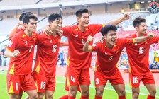 Sao U.23 Việt Nam 'mở mắt' đã thấy đội mình bỗng dưng thăng hạng V-League