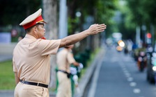 Người dân TP.HCM chú ý: CSGT hạn chế xe nhiều tuyến đường trung tâm sáng 23.8