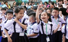 Nụ cười trong trẻo ngày tựu trường của học sinh lớp 1 TP.HCM