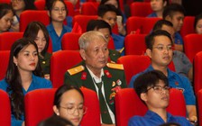 Cựu binh trận thành cổ: 'Mưa đỏ làm tôi nhớ đồng đội và ký ức xưa'