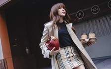 Chạm khẽ vào thu với áo măng tô nhẹ nhàng