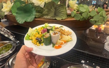 Ngày đầu tháng Vu Lan: Rủ nhau đi ăn chay cho lòng an yên