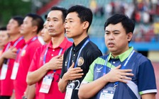 Thầy ngoại ở V-League: HLV Tây Ban Nha trên đỉnh, cựu trợ lý ông Kim dưới đáy