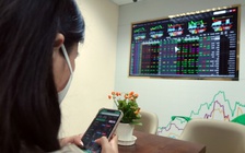 Lãnh đạo doanh nghiệp nào nhộn nhịp giao dịch cổ phiếu?