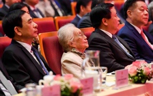 Bà Nguyễn Thị Bình ở tuổi 98 phát biểu tại lễ kỷ niệm 80 năm thành lập ngành Ngoại giao