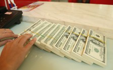 Giá USD hôm nay 26.8.2025: Ngân hàng tăng giá bán ra
